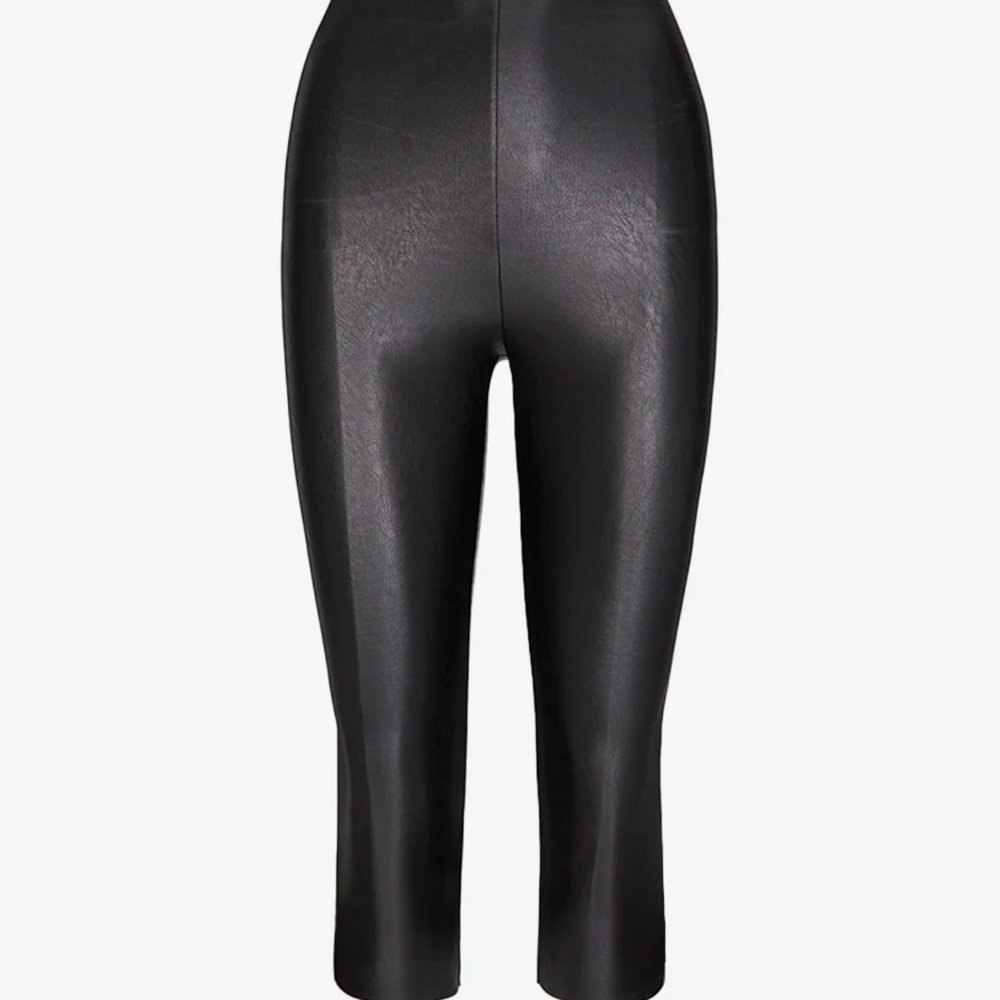 Commando Faux Leather Capri Legging Size XS. Excellent Condition!